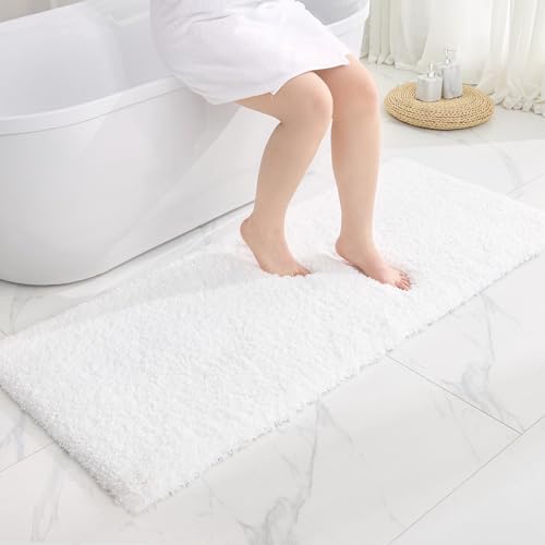 Disolla White Bathroom Runner Rug 24x59, Non-Slip Soft Plush Large Bath Mat by Disolla