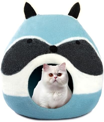 Luxurious Merino Wool Cat Cave by Woolygon