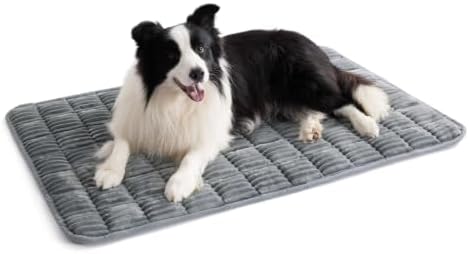 Bedsure ComfyFleece® Washable Dog Crate Pad, Soft Extra Large Pet Mat by BEDSURE