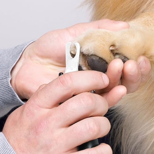 Tweezerman Large Nail Clippers for Pets - Image 4