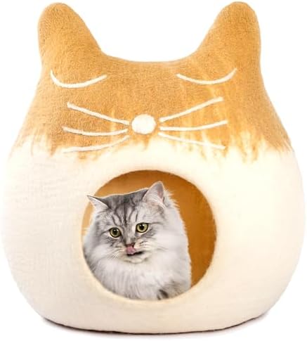 Luxurious Merino Wool Cat Cave by Woolygon