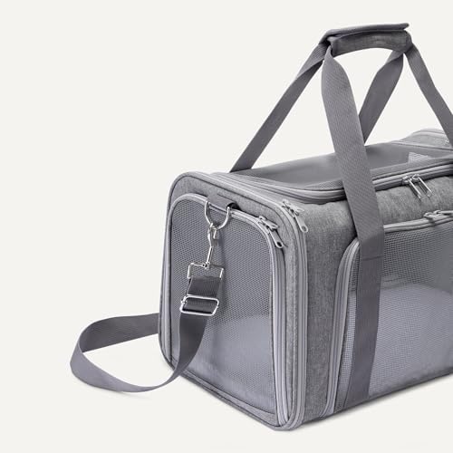 Amazon Basics Soft Cat & Dog Carrier - Image 3