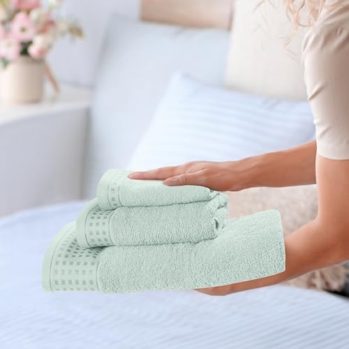 GLAMBURG Ultra Soft 3 Pack Cotton Towel Set, Contains a Bath Towel 28x55 inch - Image 4