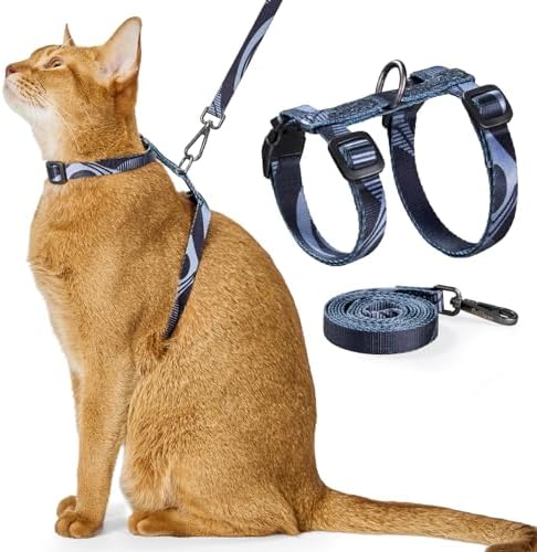 PetThem Adjustable Cat Harness and Leash Set Escape Proof by PetThem