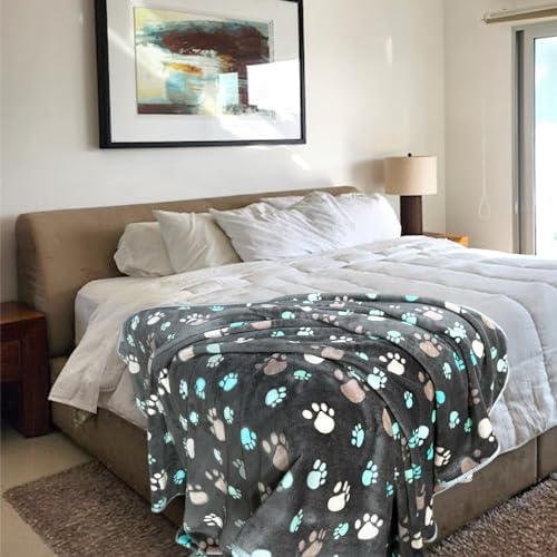 Dog Blankets for Large Dogs, Soft Fluffy Flannel Pet Blanket Mat Cover for Bed - Image 2