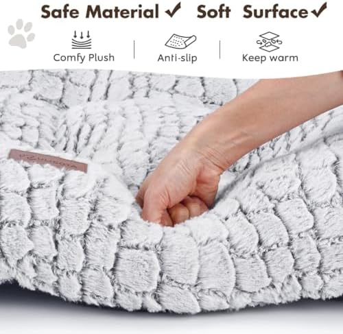 Dog Bed Crate Pad for Medium Dogs 36"x24" White - Image 4