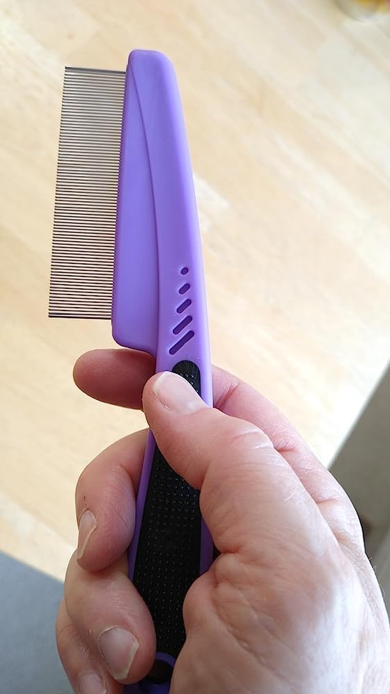 Yumflan Fine Tooth Stainless Steel Flea Comb - Image 4