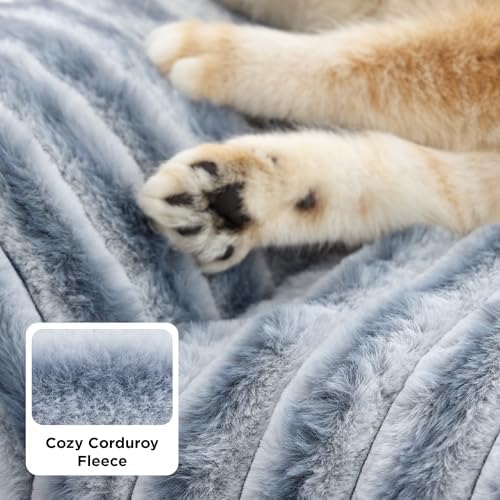 Bedsure ComfyFleece® Shown on TV Dog Couch - Image 4